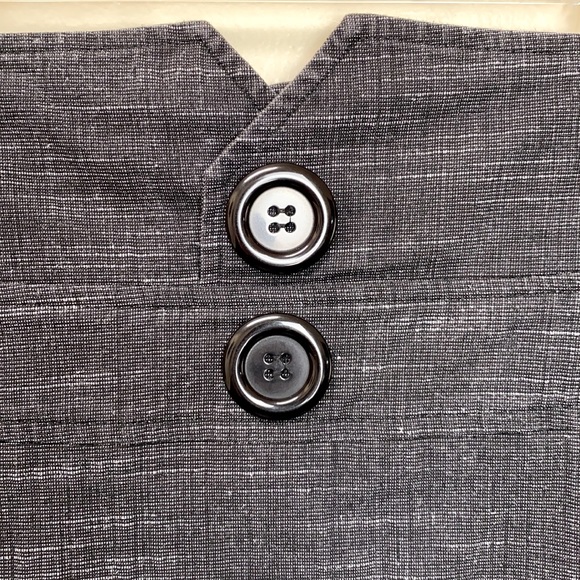 Pencil skirt | Medium - Picture 3 of 8